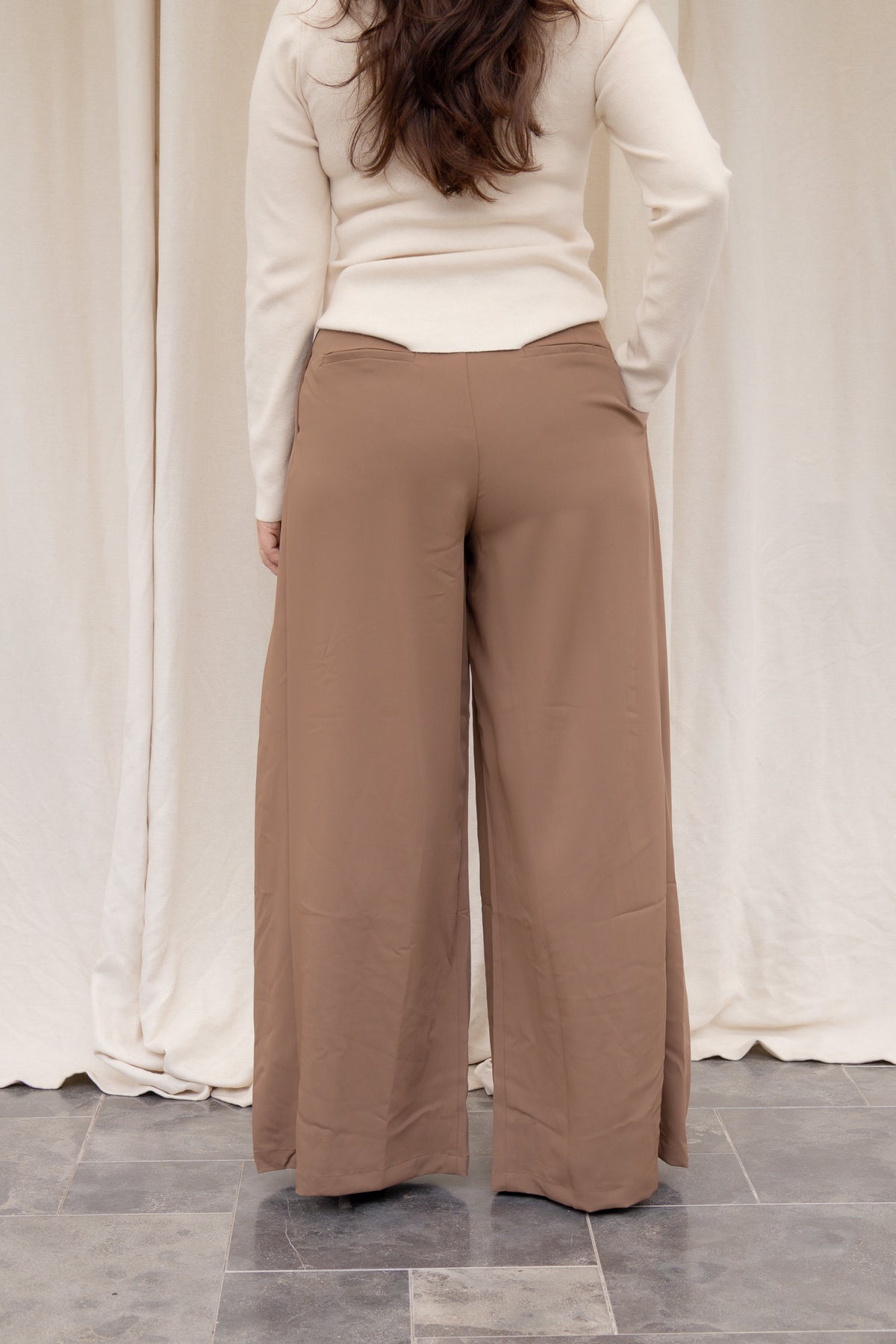 Dana Pantalon