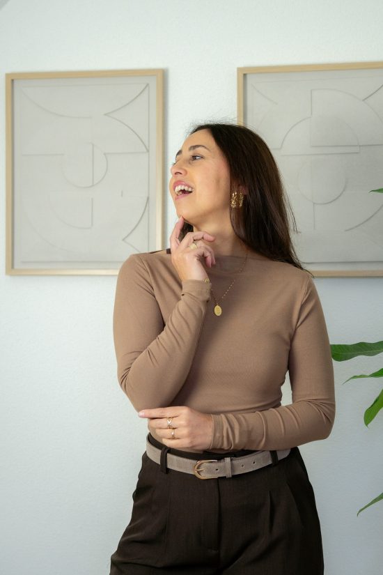SC Katie Top Taupe - Afbeelding 2