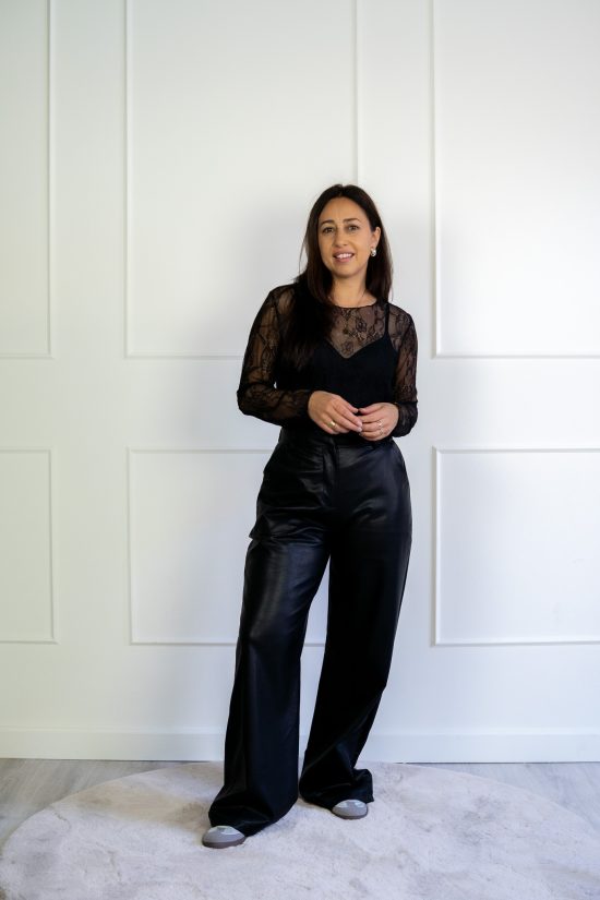 Fabiana Kanten Top Zwart - Afbeelding 3